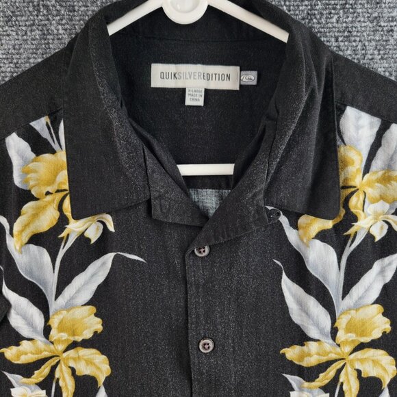Quiksilver Edition XL Black Green Floral Button Up Shirt Short Sleeve SOFT RAYON - Picture 1 of 16